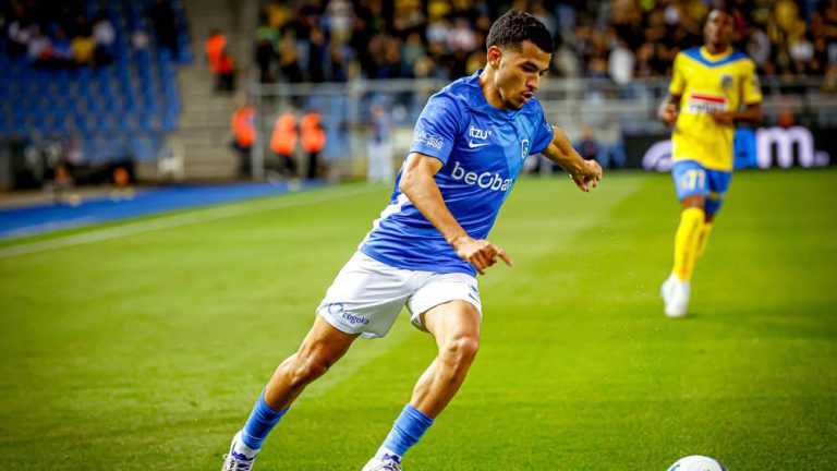 الواحدي يسجل حاضر في التشكيلة المثالية للدوري البلجيكي