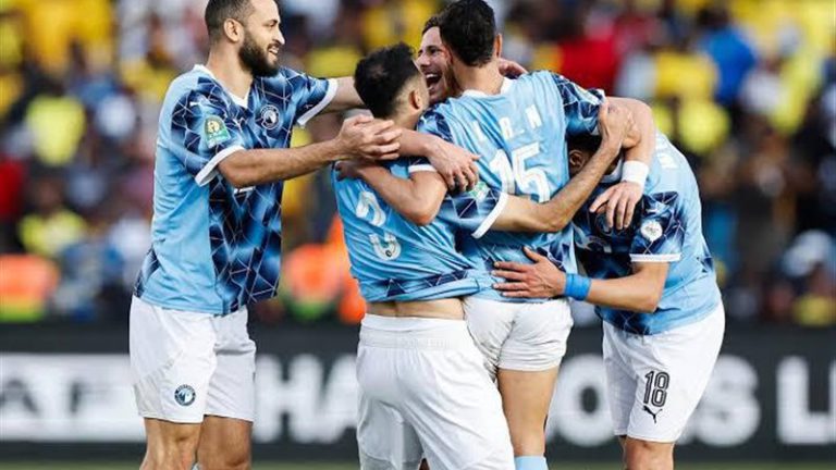 نهضة بركان يضرب موعداً نارياً مع بيراميدز في كأس السوبر الإفريقي