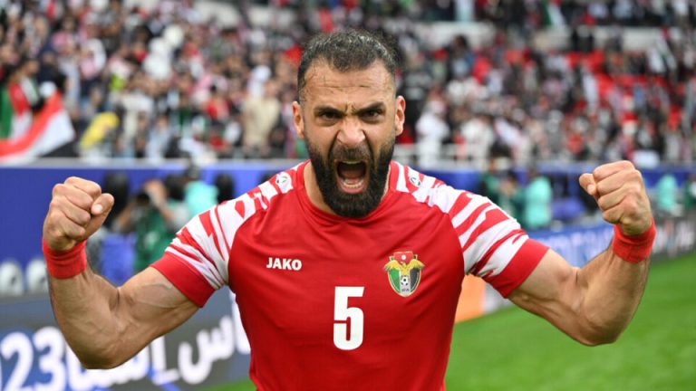 يزن العرب، مدافع منتخب الأردن