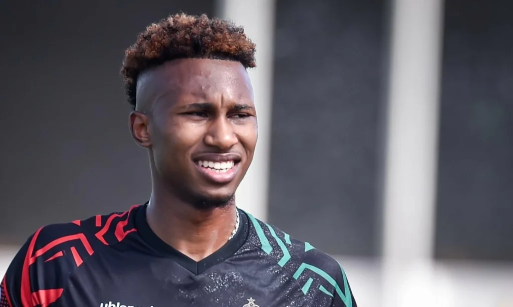 أكرم النقاش