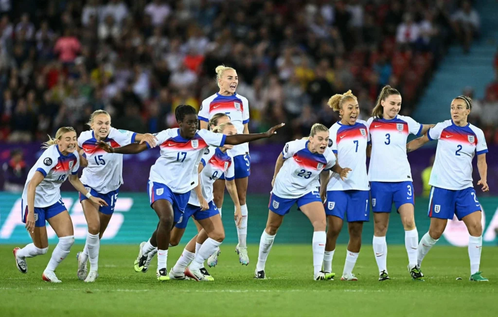 إنجلترا تتوج بكأس أمم أوروبا للسيدات على حساب إسبانيا