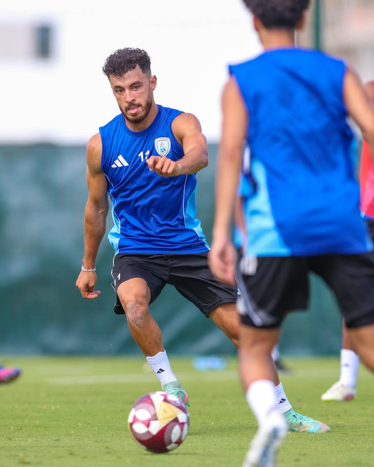 أمين زحزوح يخوض حصته التدريبية الأولى مع الوكرة القطري