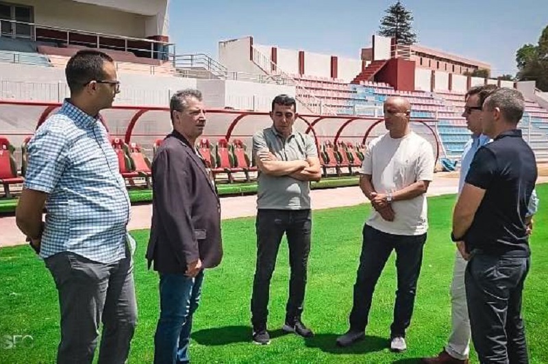 أولمبيك آسفي يقترب من توقيع شراكة استراتيجية مع بنفيكا البرتغالي