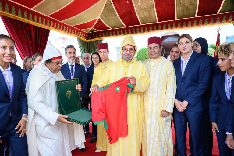 الاستقبال الملكي للمنتخب الوطني النسوي..تكريم قوي لكرة القدم النسوية المغربية