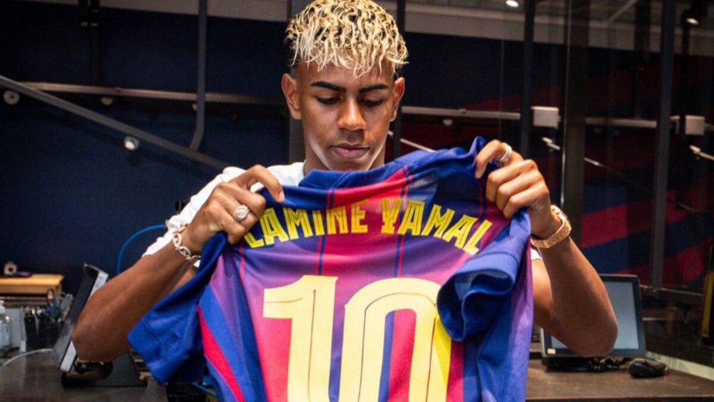 قميص لامين يامال