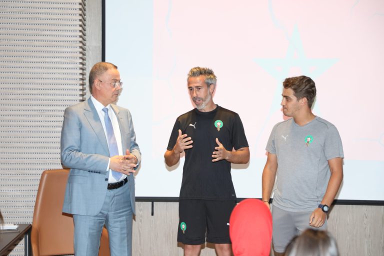 لقجع يحفز "لبؤات الأطلس" قبل مشاركتهن في كأس إفريقيا للسيدات