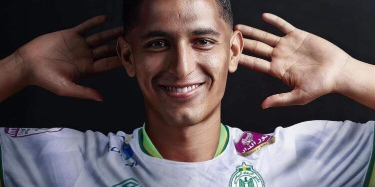 الرجاء ينهي ارتباطه بالمدافع هاني عمامو بعد موسم باهت