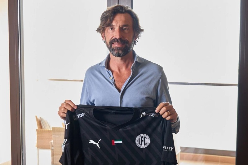 بيرلو يتولى تدريب نادي يونايتد إف سي الإماراتي