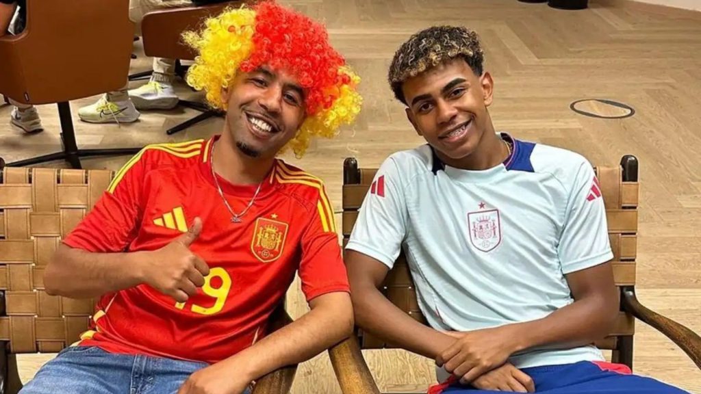 والد لامين يامال