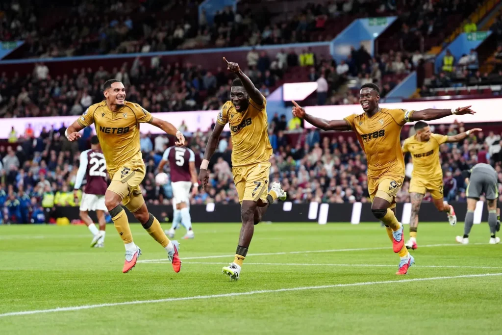 كريستال بالاس