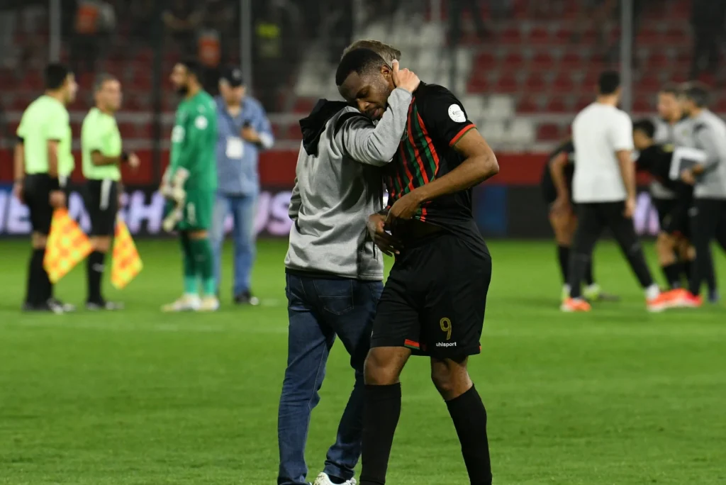 الجيش الملكي يعير مهاجمه بيا لفريق بحريني