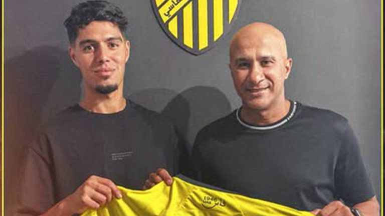 الطاهري يعزز وسط المغرب الفاسي حتى 2027