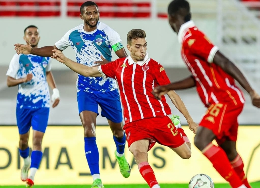 الشباب السالمي يتوج بكأس "حميد الهزاز" بعد فوزه على الوداد