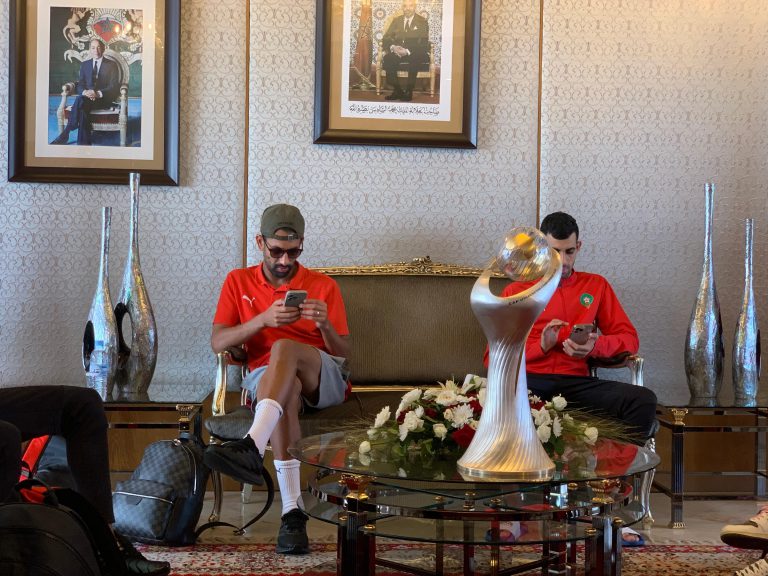 بعثة المنتخب المحلي تصل إلى أرض الوطن