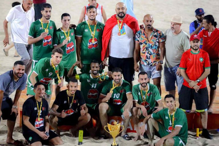 نجوم المغرب يتوجون بلقب الدوري الدولي لكرة القدم الشاطئية في بنغازي