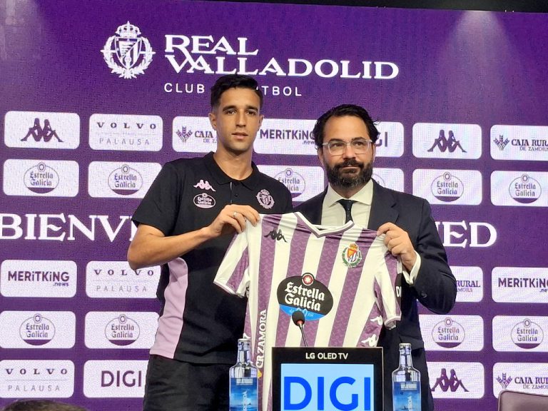 بلد الوليد يقدم المغربي محمد جواب بآية قرآنية في سابقة فريدة