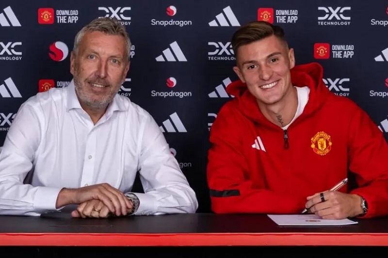 مانشستر يونايتد يضم بنيامين سيسكو من لايبزغ حتى 2030