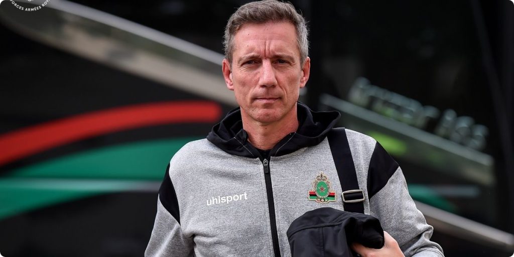 الجيش الملكي.. سانتوس يمنح اللاعبين يوم راحة بعد الفوز على الفتح