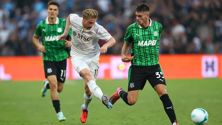 دي بروين يقود نابولي للفوز على ساسولو في الدوري الإيطالي