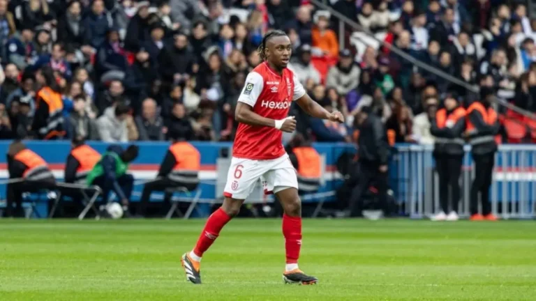 الأهلي السعودي يعلن التعاقد مع الفرنسي الشاب فالنتين أتانغانا