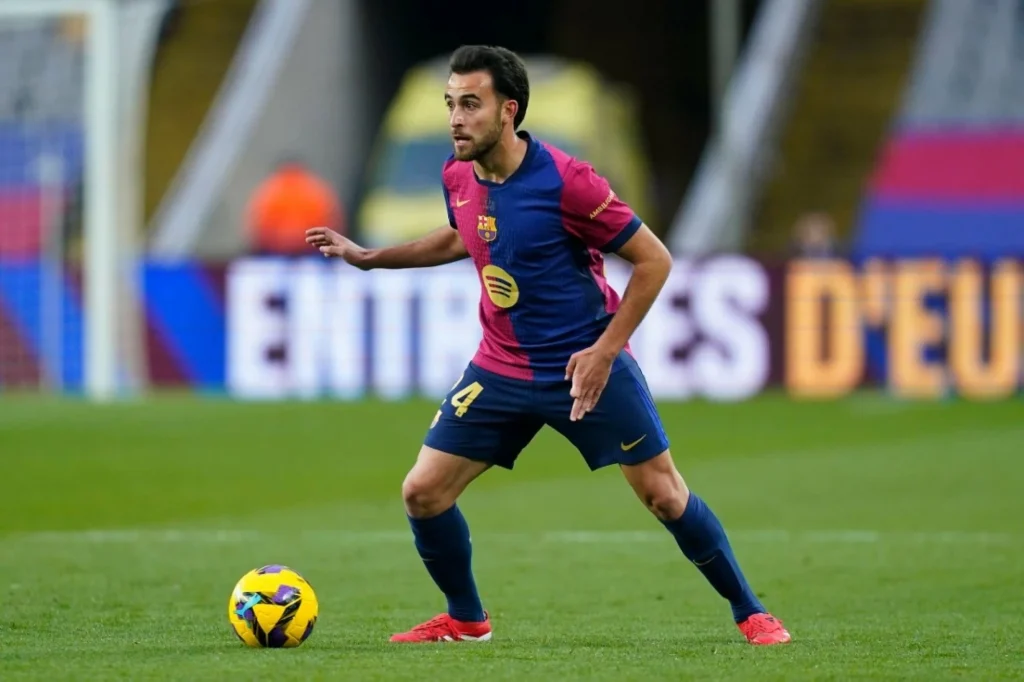 برشلونة يقترب من تمديد عقد إريك غارسيا حتى 2030