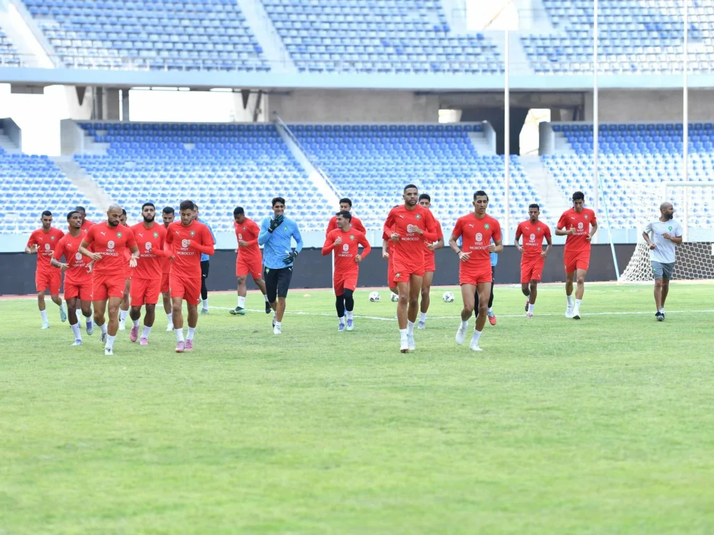 المنتخب المغربي يُجري أخر حصة تدريبية قبل مواجهة زامبيا في تصفيات المونديال