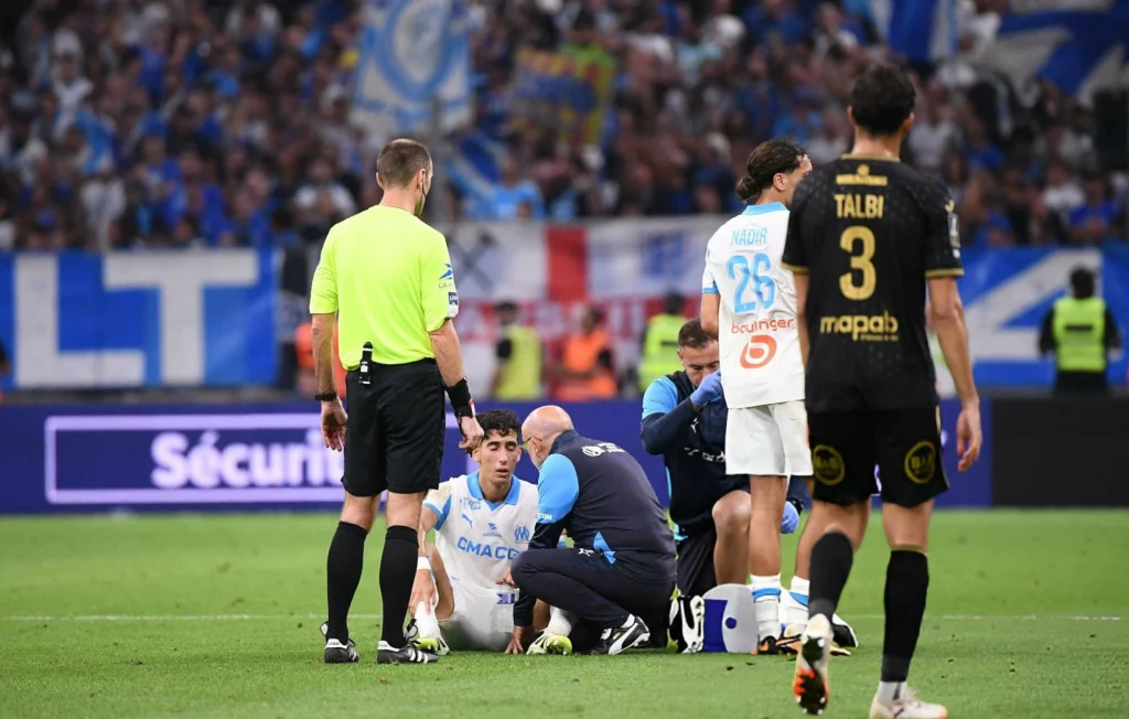 إصابة نايف أكرد تربك حسابات مارسيليا قبل مواجهة ريال مدريد في دوري أبطال أوروبا