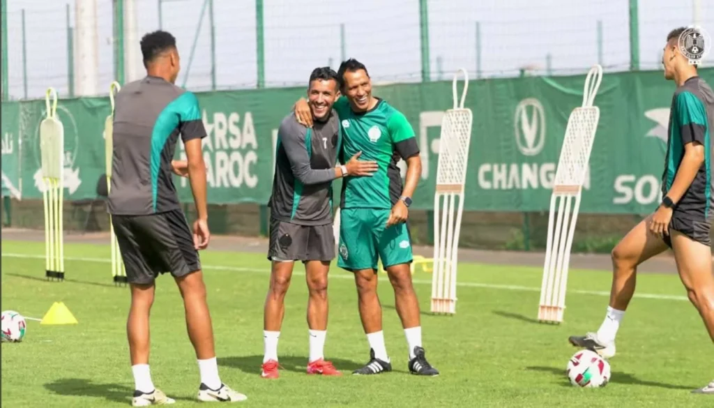 الرجاء يرفع نسق التداريب تحت قيادة المدرب الجديد ديفيد فادلو