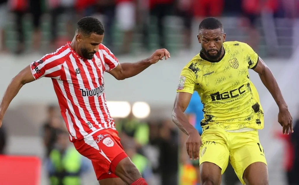 التعادل السلبي يحسم قمة المغرب الفاسي والنادي المكناسي