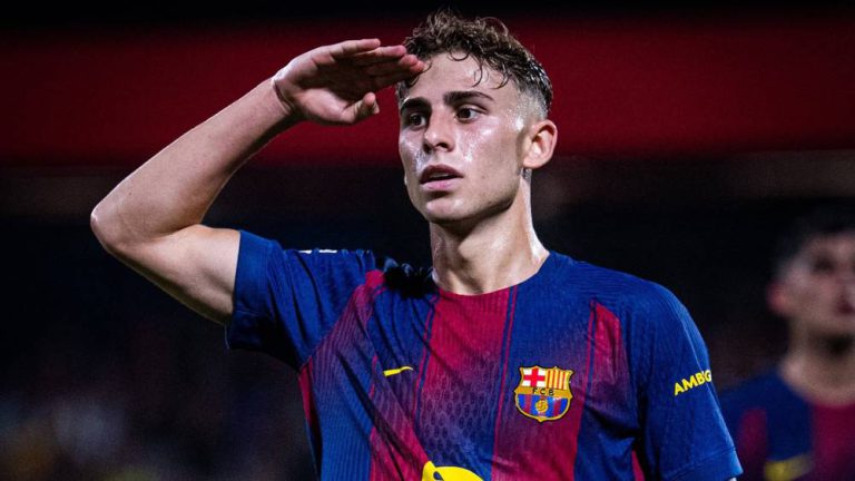 برشلونة يكتسح فالنسيا بسداسية ويرتقي لوصافة الليغا