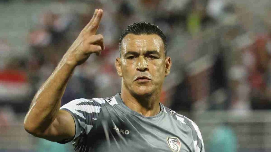 عصام الحضري