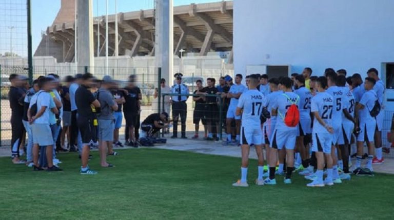“فاطال تايغرز” يشعل حماس لاعبي المغرب الفاسي قبل انطلاق الموسم