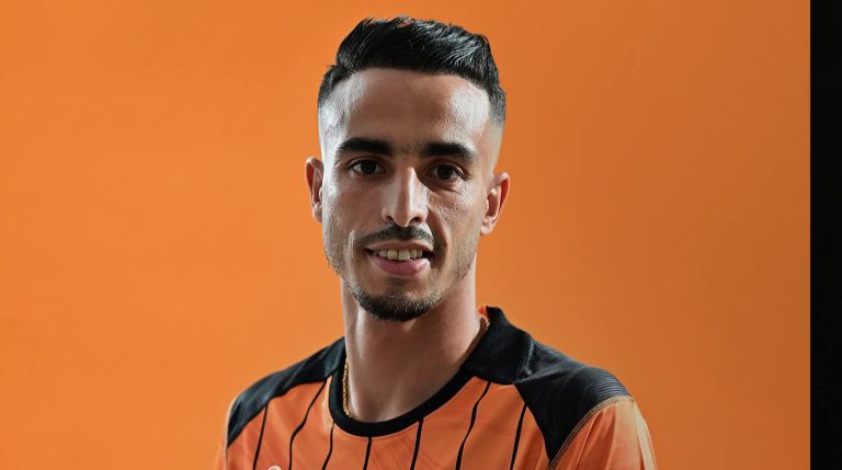 نهضة بركان يعلن تعاقده مع أمين عزري لثلاثة مواسم