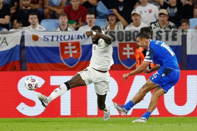 هزيمة مدوية لمنتخب ألمانيا أمام سلوفاكيا