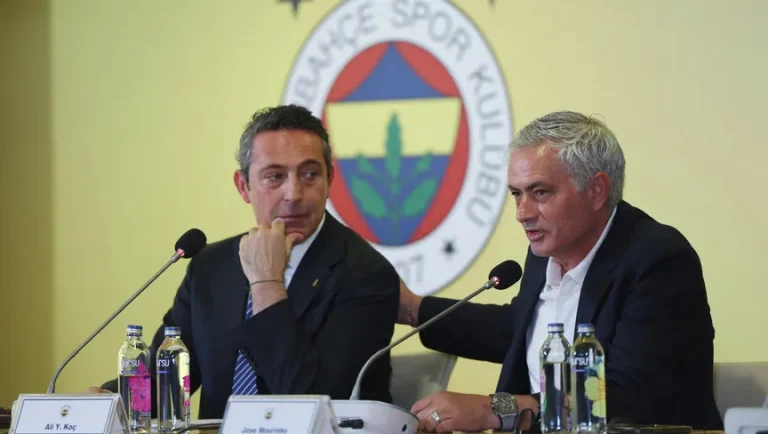 علي كوتش وجوزيه مورينيو