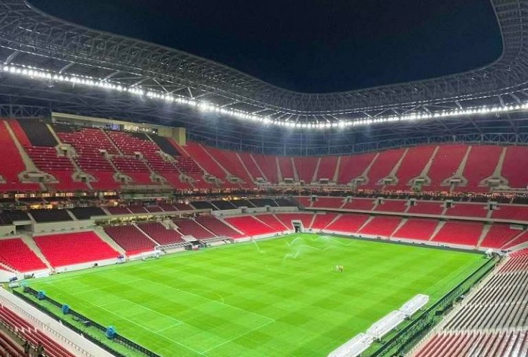 الجامعة الملكية المغربية لكرة القدم تكرم الدوليين القدامى على هامش مباراة المغرب والنيجر