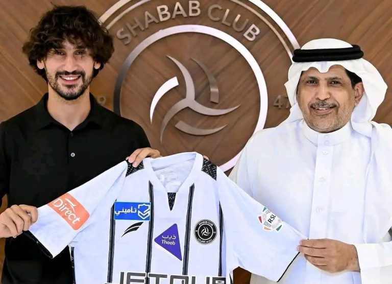 موهبة أوروبية تضع قدمها في السعودية.. والإعلان الرسمي يُشعل مواقع التواصل