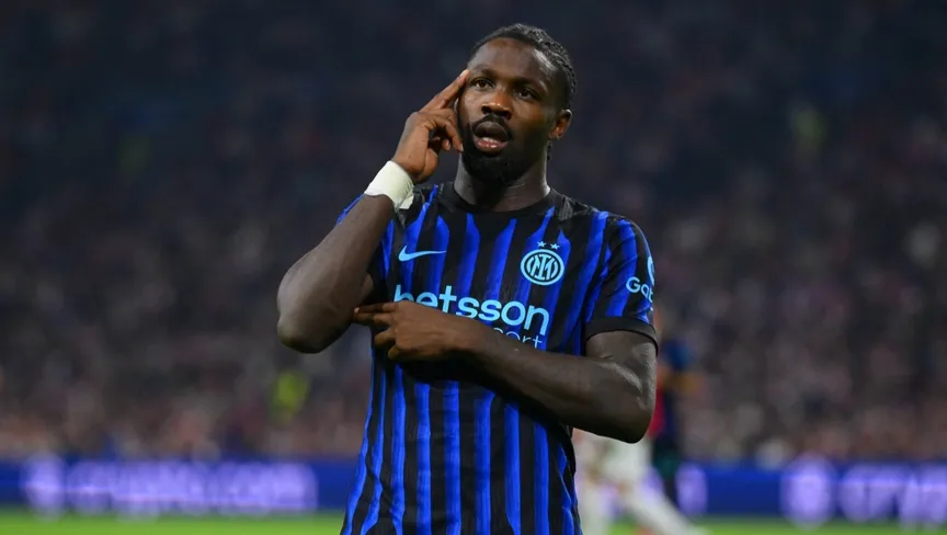 إنتر ميلان يفوز على أياكس في افتتاح دوري الأبطال