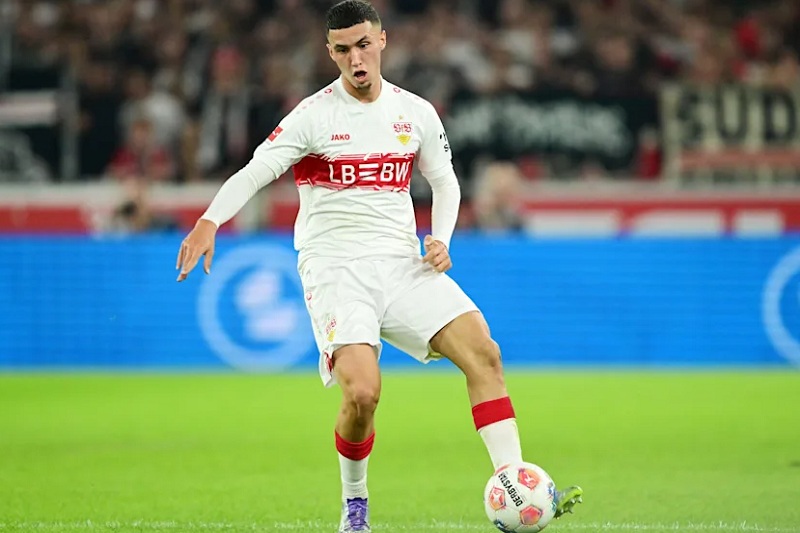 بلال الخنوس سعيد بأول أهدافه في الدوري الألماني ويؤكد تأقلمه السريع مع شتوتغارت