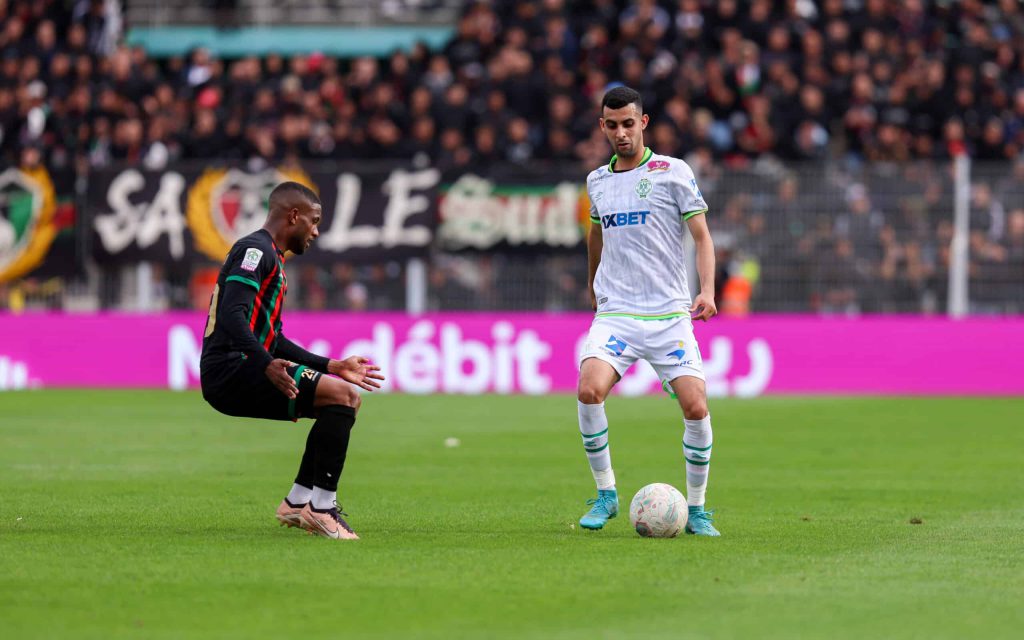 الرجاء الرياضي ضد الجيش الملكي