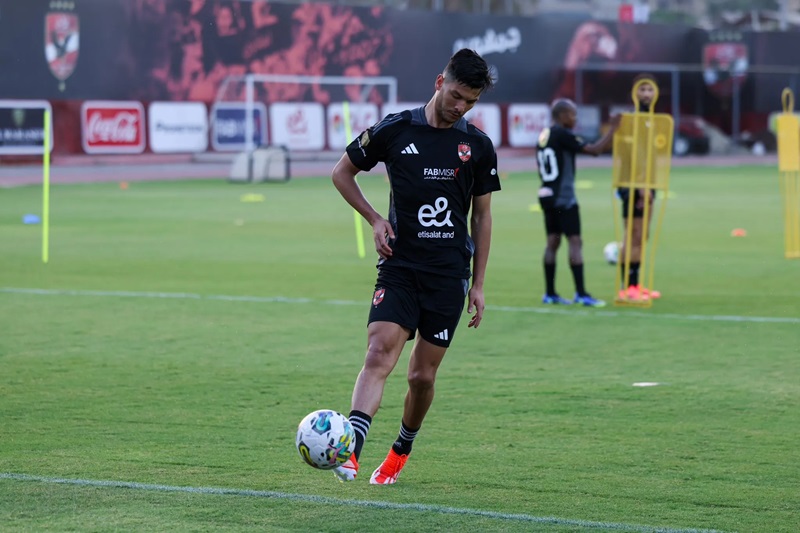 أشرف داري يواصل التأهيل ويقترب من العودة للأهلي