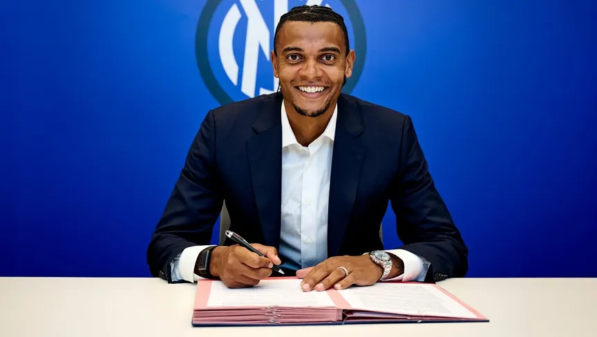 مانويل أكانجي