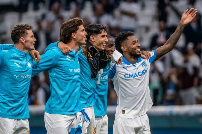 نايف أكرد يقترب من المشاركة في كلاسيكو فرنسا