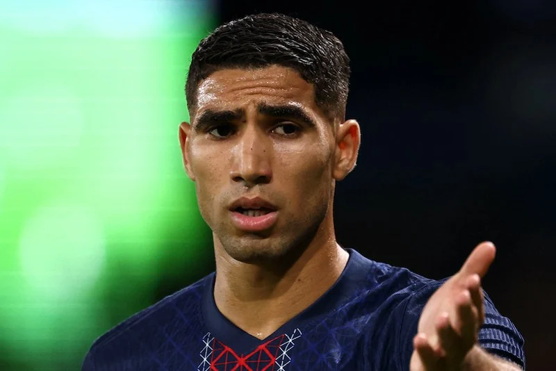 أشرف حكيمي يخرج عن صمته: "تعرضت لظلم كبير وآمل أن تظهر الحقيقة قريباً"