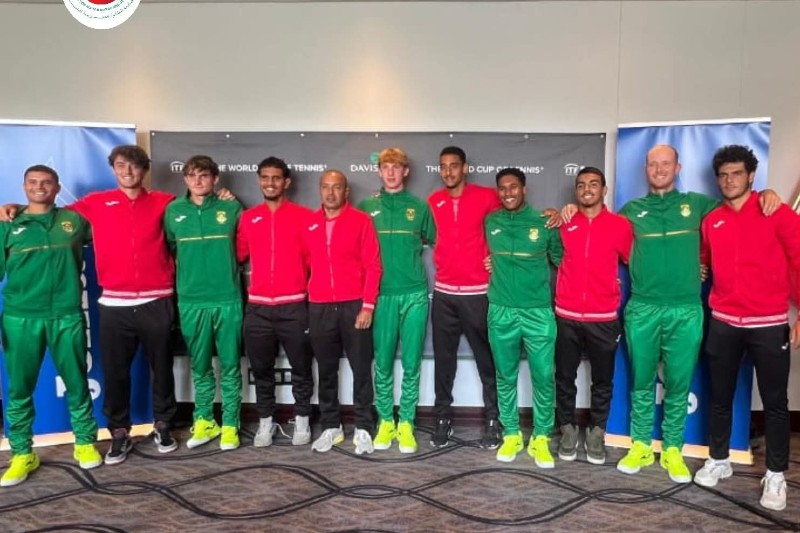 المنتخب المغربي للتنس يواصل التألق ويتأهل للأدوار الإقصائية في كأس ديفيس