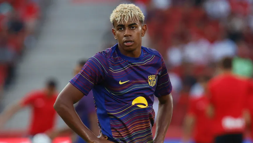 لامين يامال يغيب عن مواجهة برشلونة ونيوكاسل في دوري الأبطال