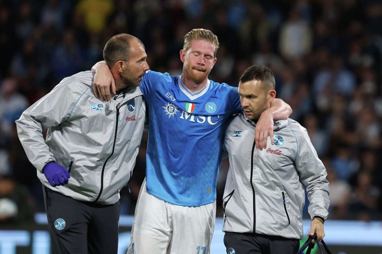 الإصابة تُبعد كيفن دي بروين عن الملاعب وتُربك حسابات نابولي وبلجيكا