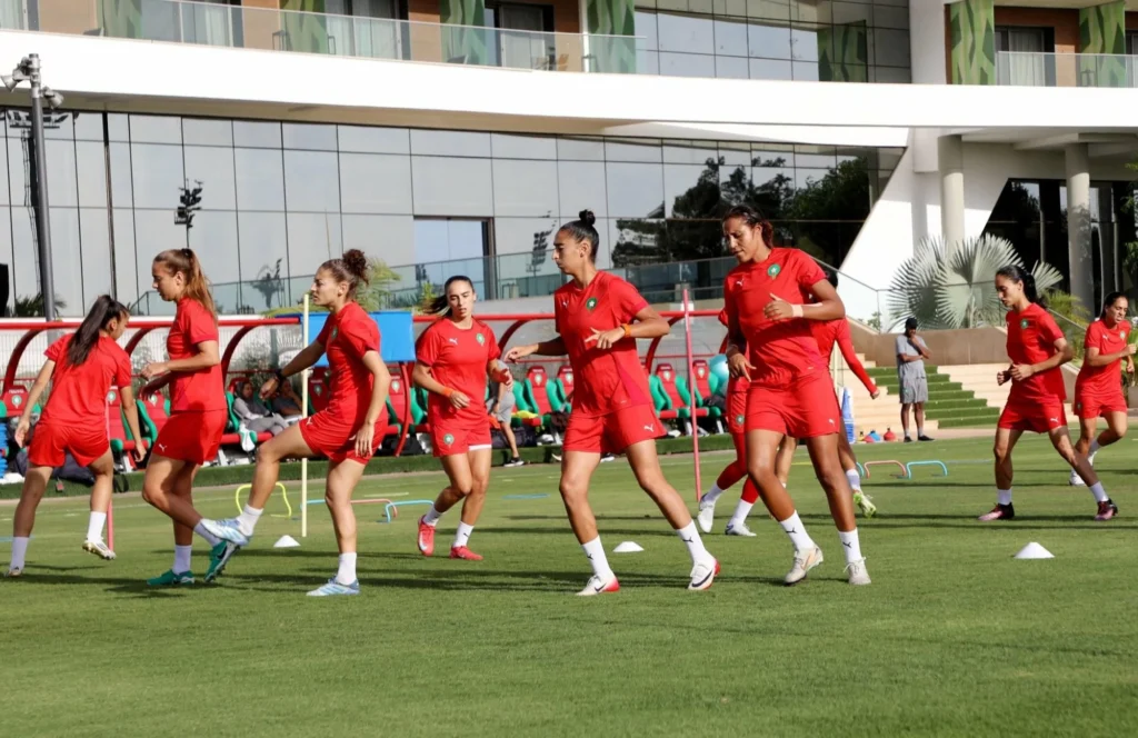 خورخي فيلدا يستدعي 16 لاعبة من الجيش الملكي لمعسكر المنتخب النسوي