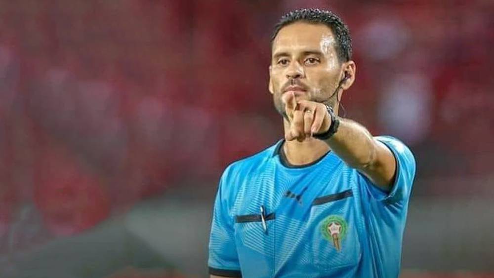 العصبة الإحترافية تحدد حكم مباراة الديربي بين الوداد والرجاء