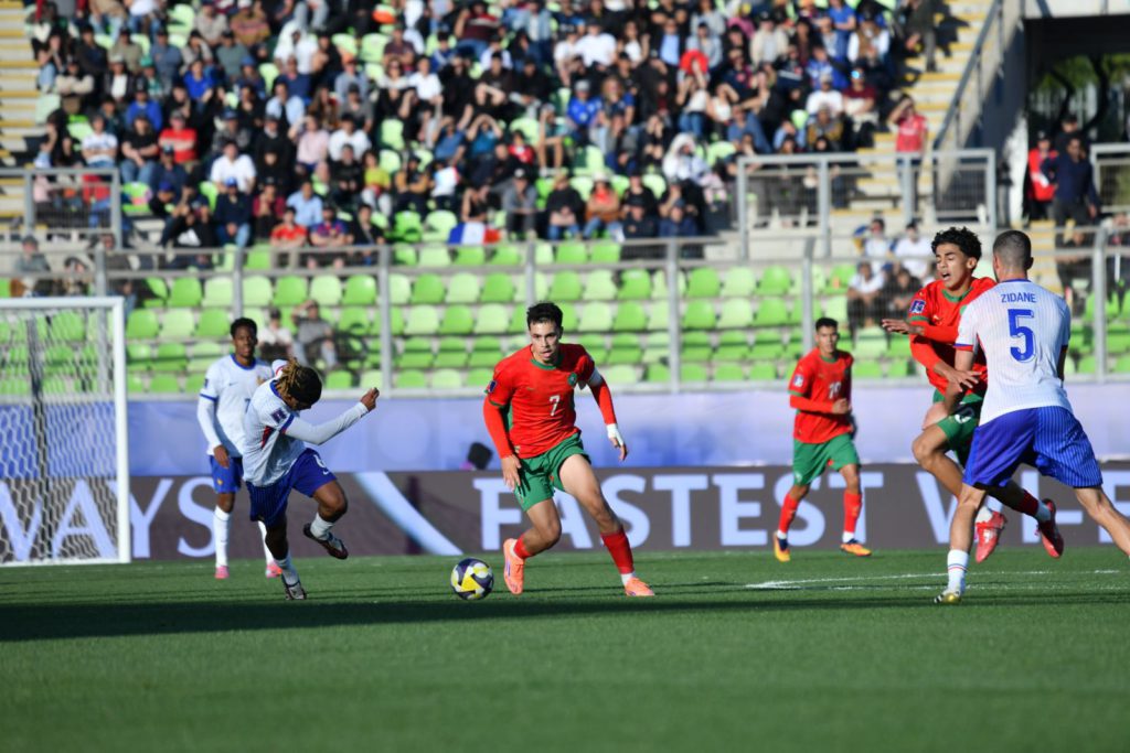 الإعلام الأرجنتيني يستحضر "الهزيمة الأولمبية" قبل مواجهة المغرب في نهائي مونديال الشباب